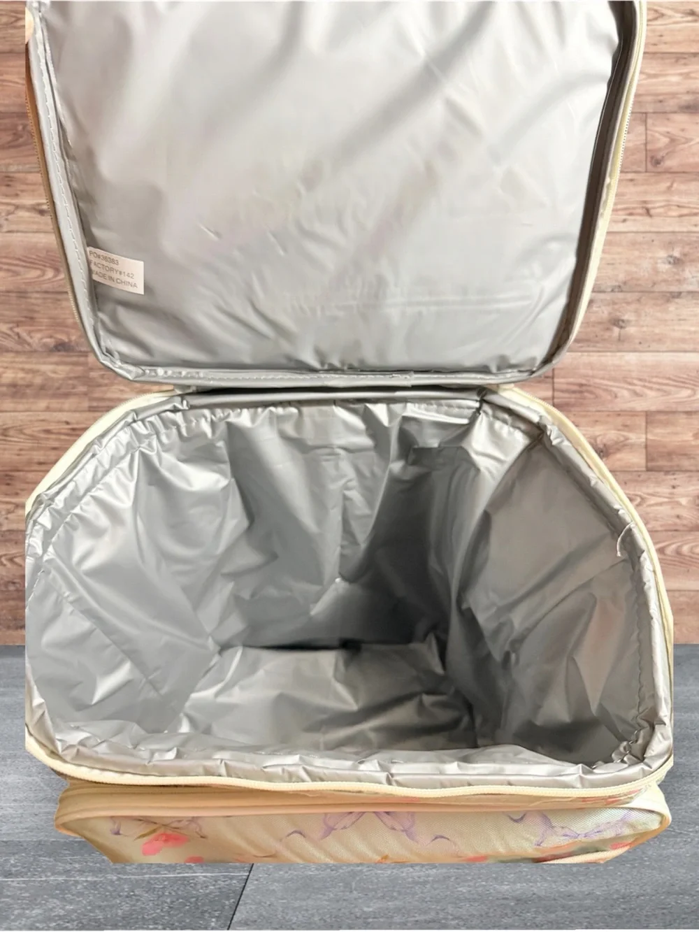 NEW Floral Insulated Cooler Bag in Pastel Mint